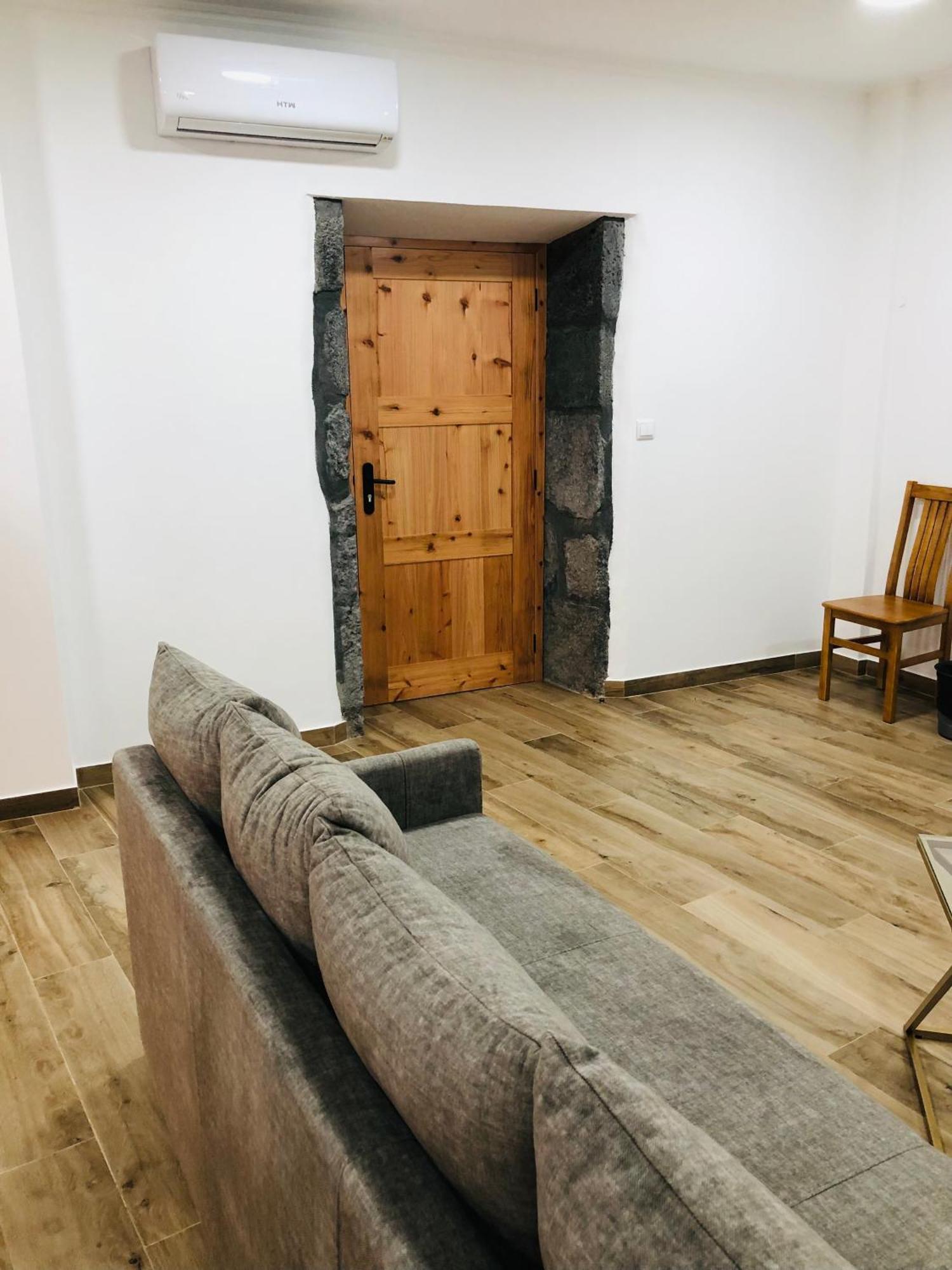 Amu- Apartamentos Misterios Da Urzelina Ngoại thất bức ảnh