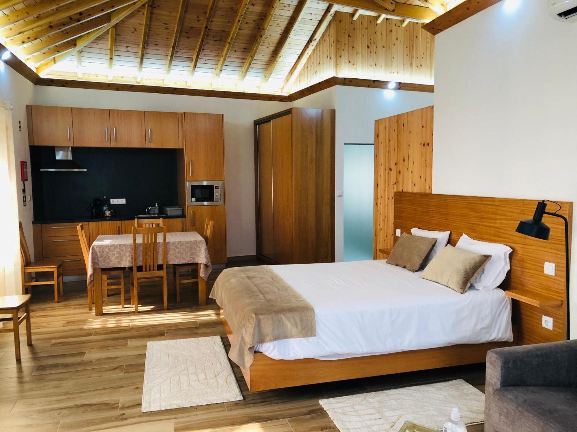 Amu- Apartamentos Misterios Da Urzelina Ngoại thất bức ảnh