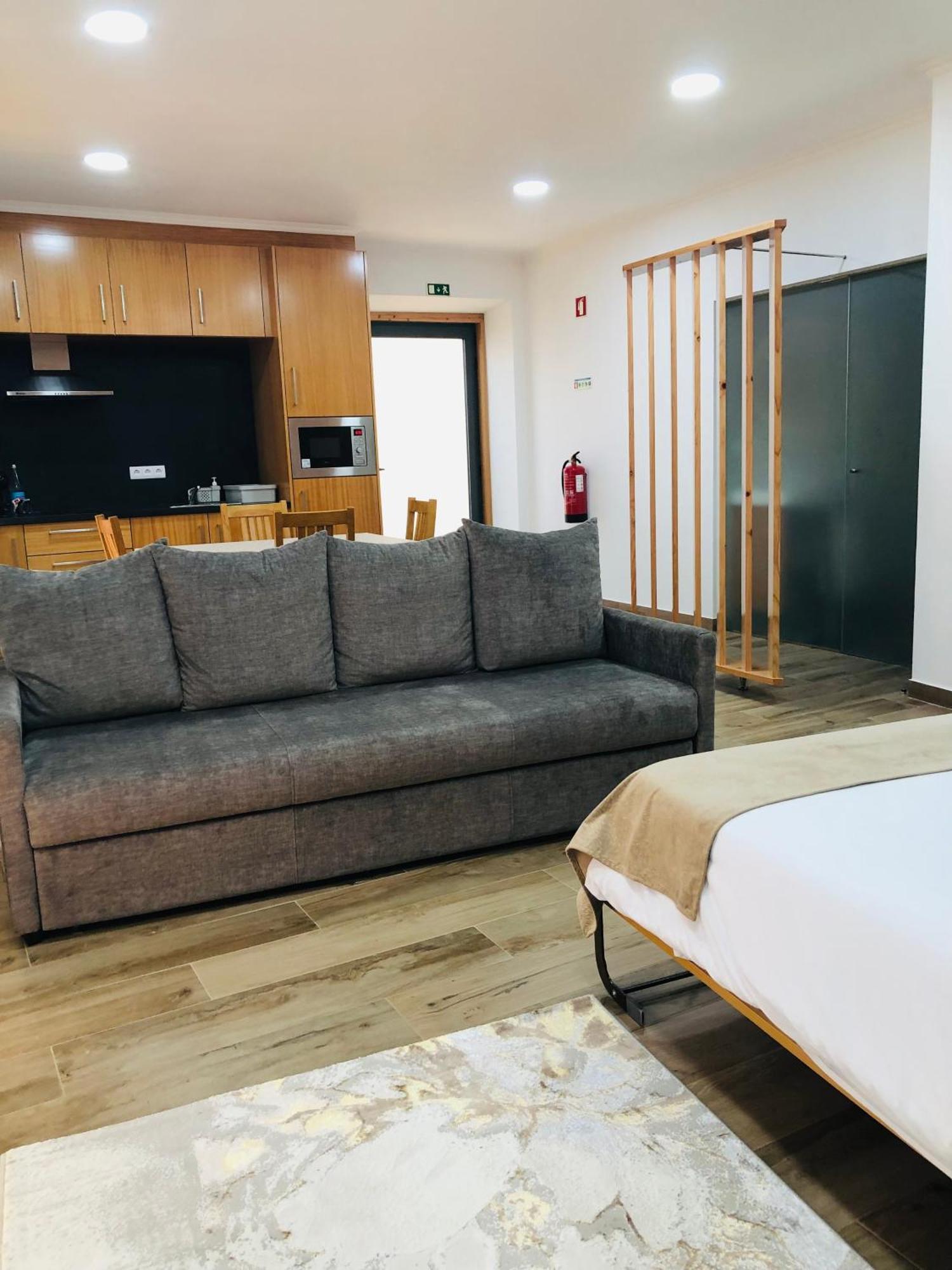 Amu- Apartamentos Misterios Da Urzelina Ngoại thất bức ảnh